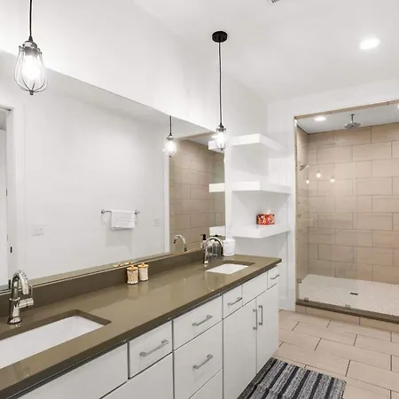 Sleeps 24 2 Units Broadway Gulch 12 South *