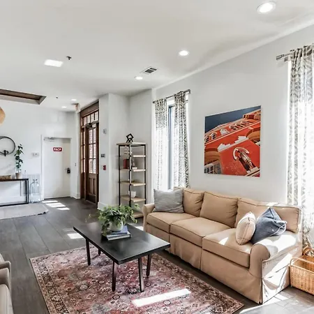 Holiday home Trendy For 2 Near Centennial Park & Vandy Nashville