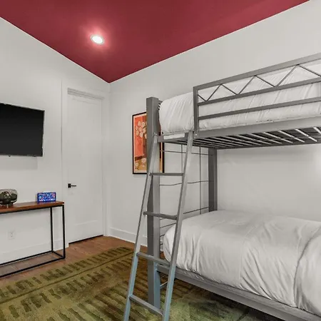 Holiday home Sleeps 24 2 Units Broadway Gulch 12 South Nashville