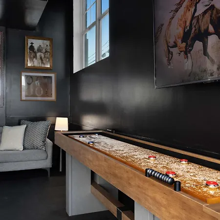 Wildflower - Rooftop Hot Tub - Game Holiday home Nashville