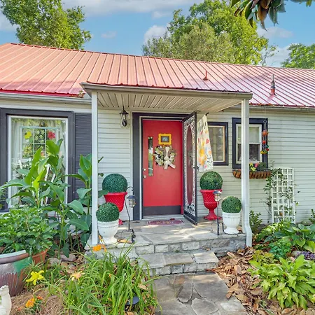 'nashvegas Getaway' W/ Hot Tub Near Broadway Holiday home Nashville
