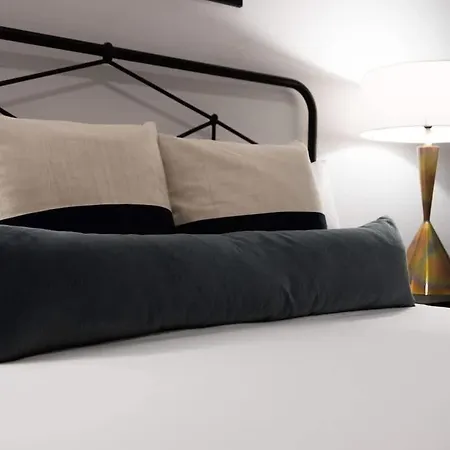 Misty-odyssey-mins To Broadway-pool & Full Gym * Nashville