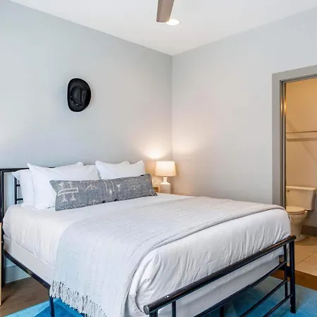 Holiday home Quiet Chord - Ideal Retreat Minutes From Downtown *