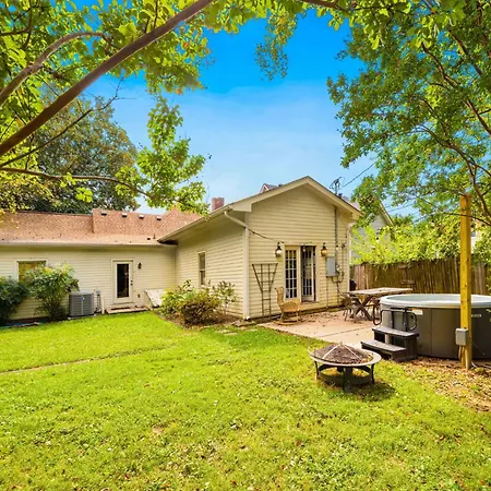 Holiday home Charming East Mins From Downtown *