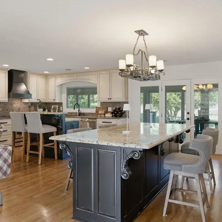 Holiday home Unwind By The Fireplace In North *