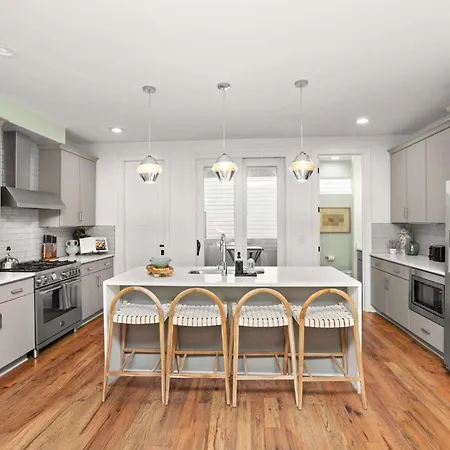 Sleeps 24 2 Units Broadway Gulch 12 South