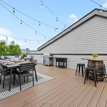 The Iron Horse - New Game Roof