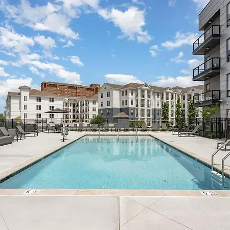 Misty-odyssey-mins To Broadway-pool & Full Gym Nashville