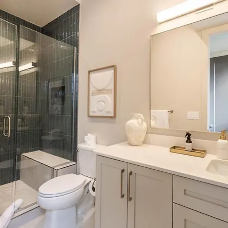 Heated Pool + Hot Tub + Sauna • 7 Min To Broadway * Nashville