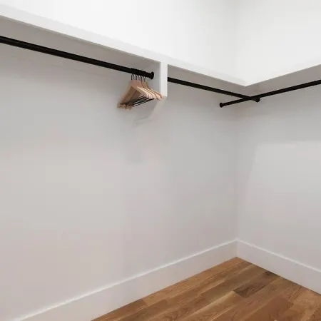 12 South With Rooftop Sauna, Wet Bar, And Two Car Garage *
