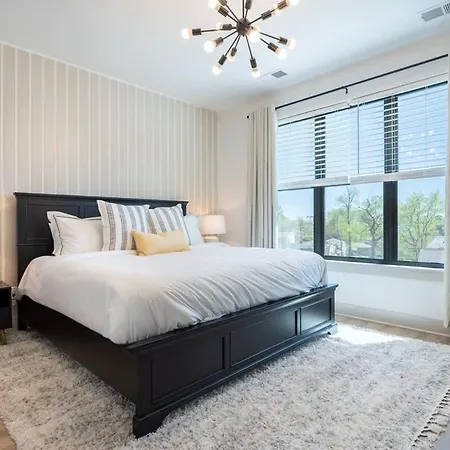 Holiday home The Jailhouse Rock By Local Nashville