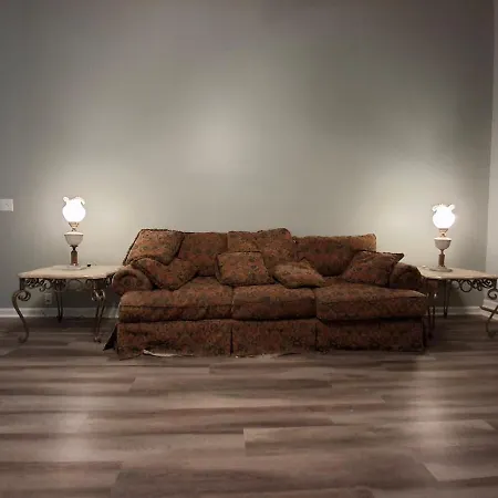 Old School Cool 3br Minutes To Downtown * Nashville