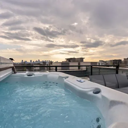 Elegant With Downtown Views Rooftop Hot Tub And Garage Nashville