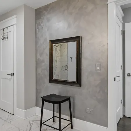 Holiday home In Style Spacious Nash Near Broadway