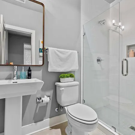 Music Getaway 4br Near Broadway Holiday home