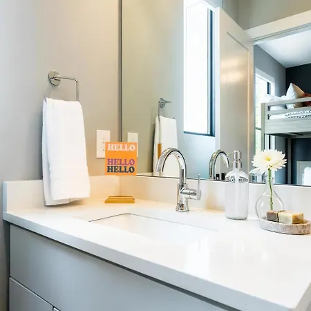 Walk To Edgehill Belmont Music Row Hillsboro Village Gulch Parking Holiday home *