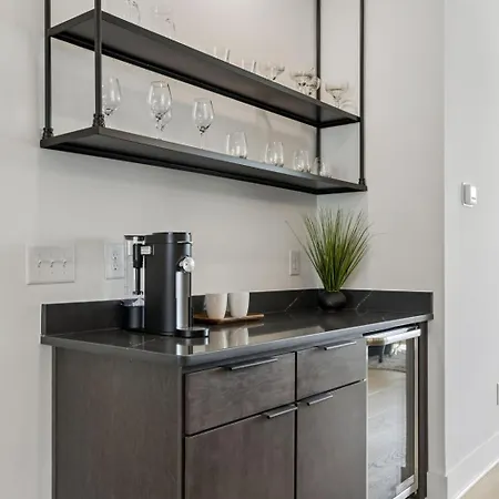Sleek Trio Townhomes 9br 3 Hot Tubs Nashville