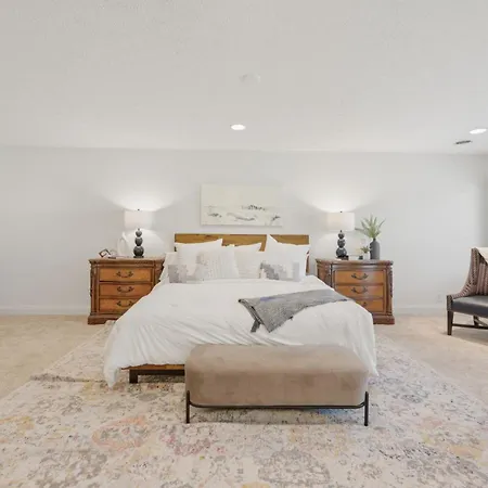 Unwind By The Fireplace In North *