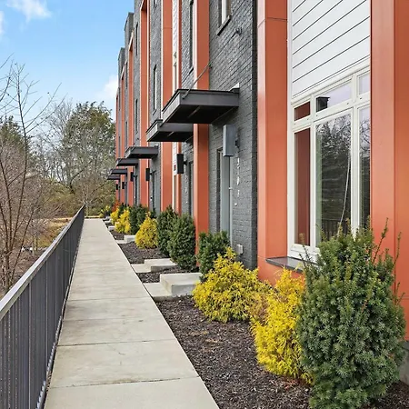 Music Getaway 4br Near Broadway