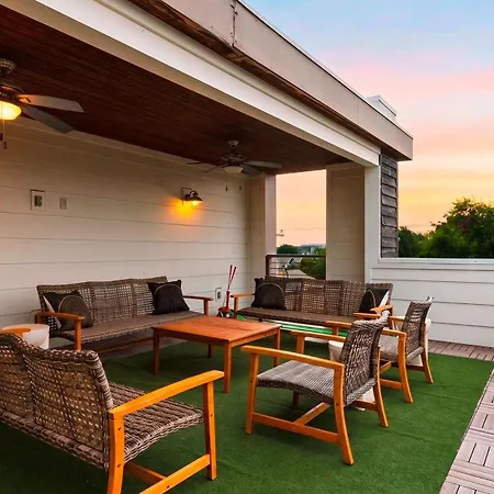Holiday home The Mod Buchanan By Avantstay