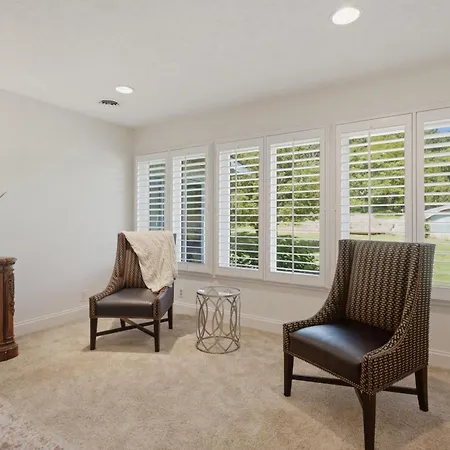 Holiday home Unwind By The Fireplace In North *