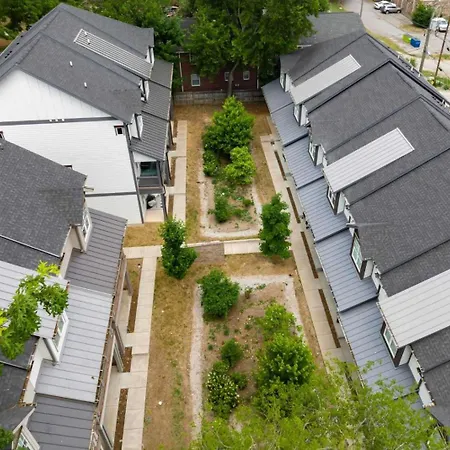 Quiet Chord - Ideal Retreat Minutes From Downtown Holiday home