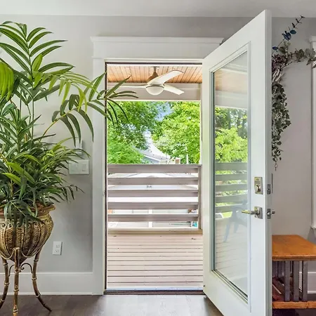 Holiday home In Style Spacious Nash Near Broadway *