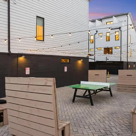 Sleeps 24 2 Units Broadway Gulch 12 South Holiday home Nashville