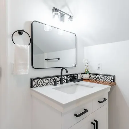 The Northview Nook- Dog-friendly Retreat Holiday home Nashville