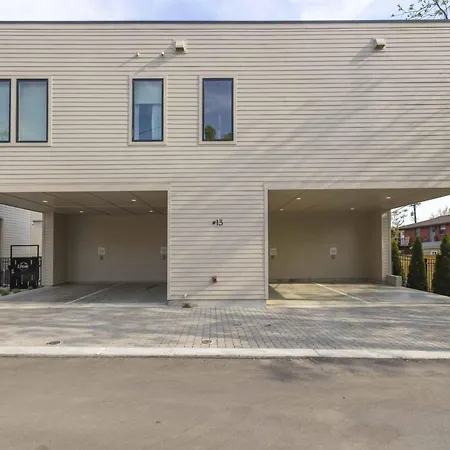 Pool, Gym & Sauna | Fully Gated & Pet-friendly * Nashville