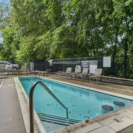 Holiday home Luxury 2br Midtown Near Broadway & Pool Nashville