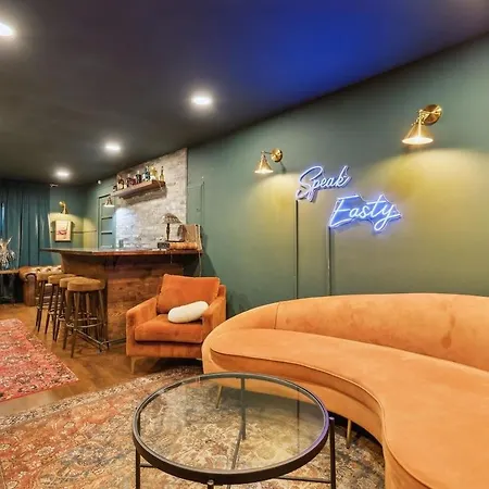 Speakeasy. East Nash. Hot Tub. Mins To Broadway * Nashville