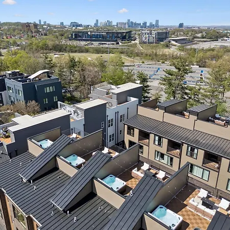 Contemporary Townhome Rooftop Hot Tub & Fireplace