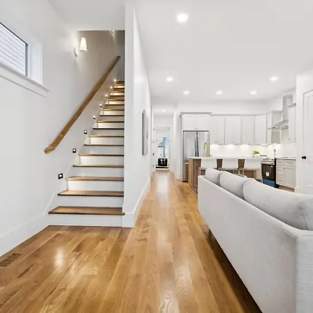 12 South With Rooftop Sauna, Wet Bar, And Two Car Garage