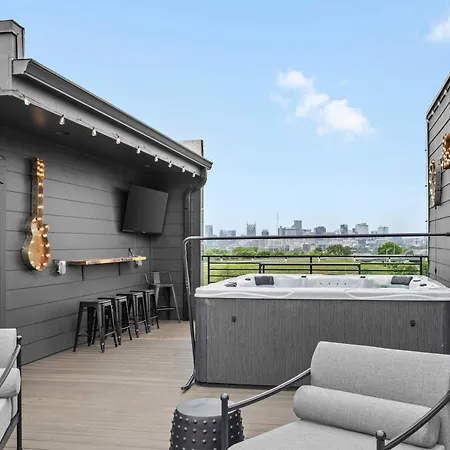 Holiday home Rooftop Oasis - Hot Tub Views