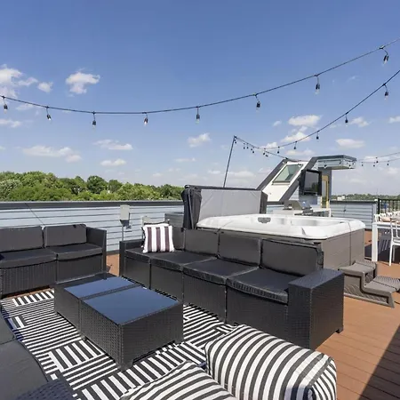 Privee Holiday home *