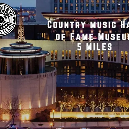 Sounds Like Fun- Hot Tub & Rooftop Views