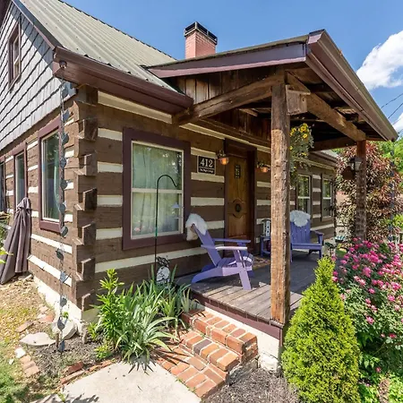 The Magic Cottage- Artsy Escape With Hot Tub & Charm * Nashville