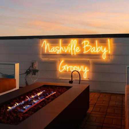 Downtown Hangout With Hot Tub Holiday home Nashville