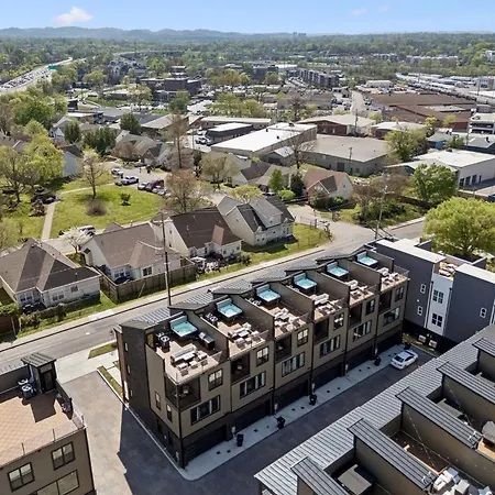 Combined Twin Townhomes 6br Hot Tubs Holiday home Nashville