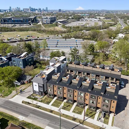 Combined Twin Townhomes 6br Hot Tubs