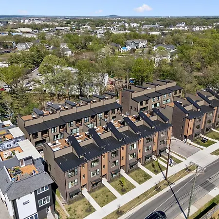 Combined Twin Townhomes 6br Hot Tubs *