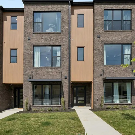 Sleek Trio Townhomes 9br 3 Hot Tubs *