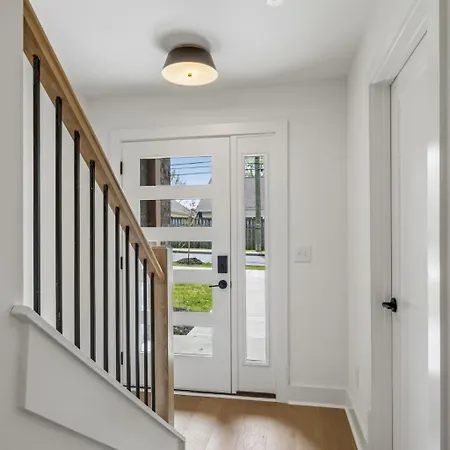 Combined Twin Townhomes 6br Hot Tubs Holiday home