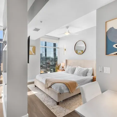 Lux In The Gulch Walkable Stay, Parking Apartment