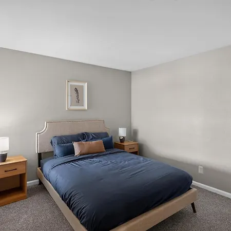 Preakness Comfort Meets Convenience Apartment Nashville