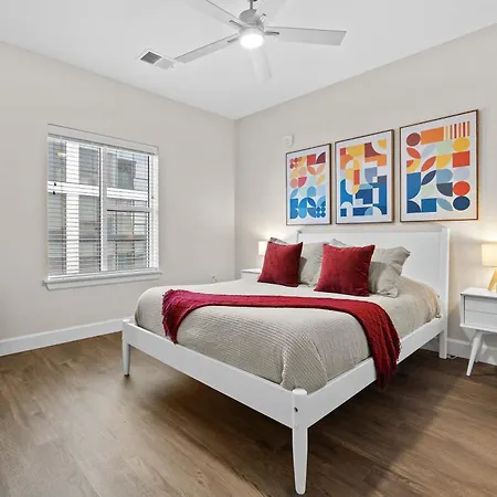 2br Near Broadway W Fireplace & Pool * Nashville