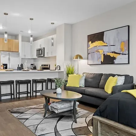 Stylish Gulch Retreat - Near Broadway