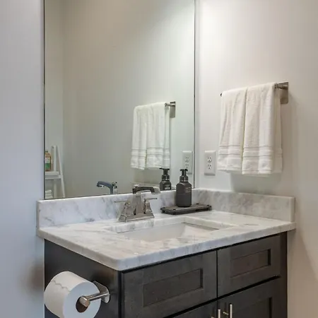Retronash Penthouse Sleeps 7 Terrace Downtown View *