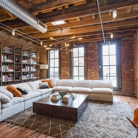 Holiday home The Library-downtown Luxury Penthouse Printers Alley Steps To Broadway *